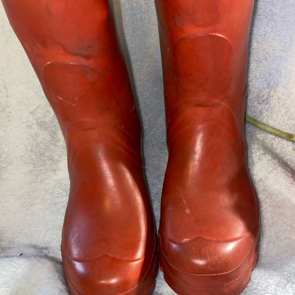 LOVED Red HUNTER Wellies, size 37 (6) GUC AS IS - Picture 6 of 12
